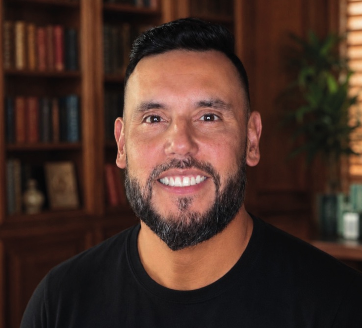 Christian Concha Baricic, retrato oficial del libro