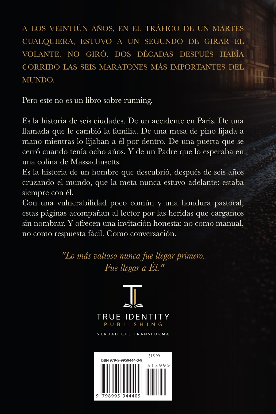 Contraportada con la sinopsis del libro